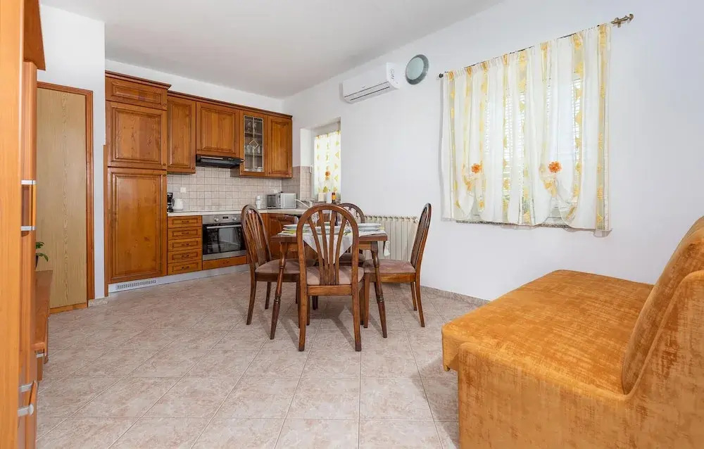 Stunning Apartment in Punat With Wifi and 2 Bedrooms