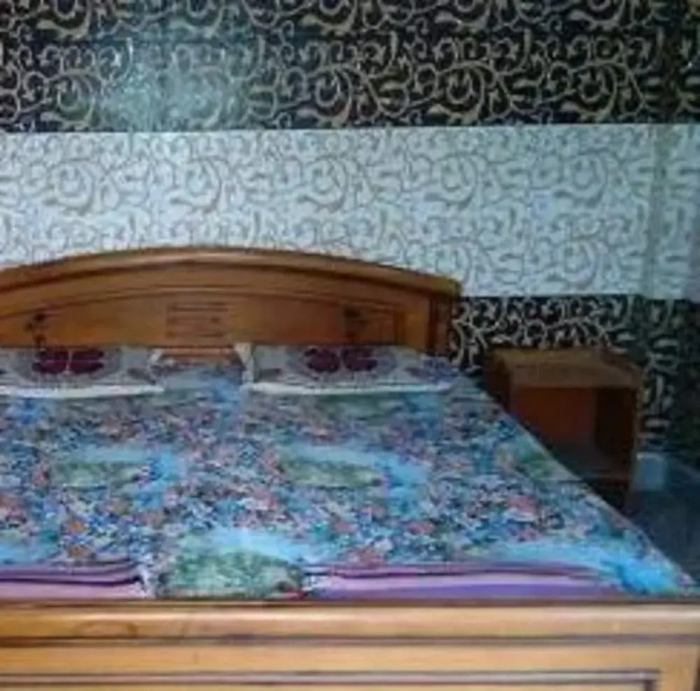 Simran Guest House