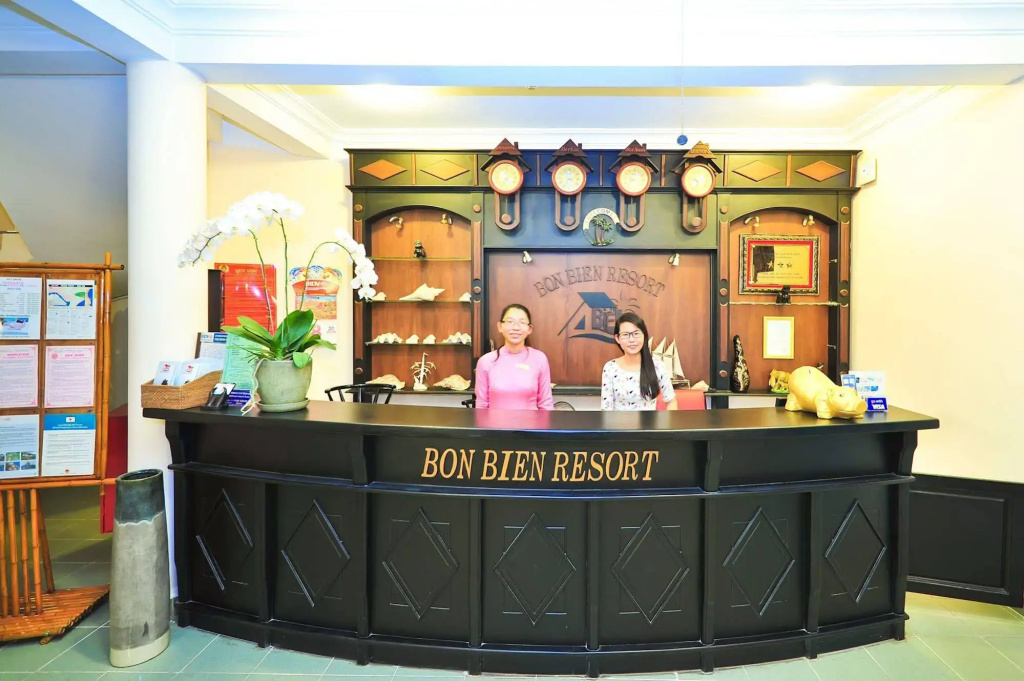 Four Oceans Beach Resort - Bon Bien Mui Ne