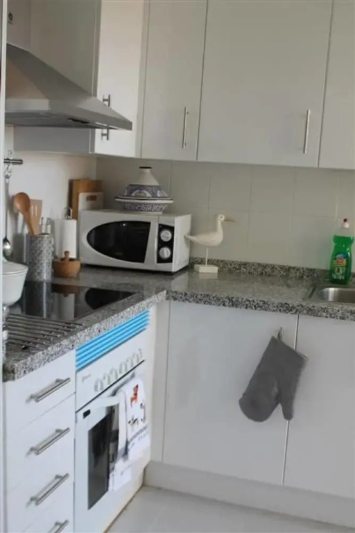Luxury 2 Bed Penthouse Apt With 5 Swimming Pools