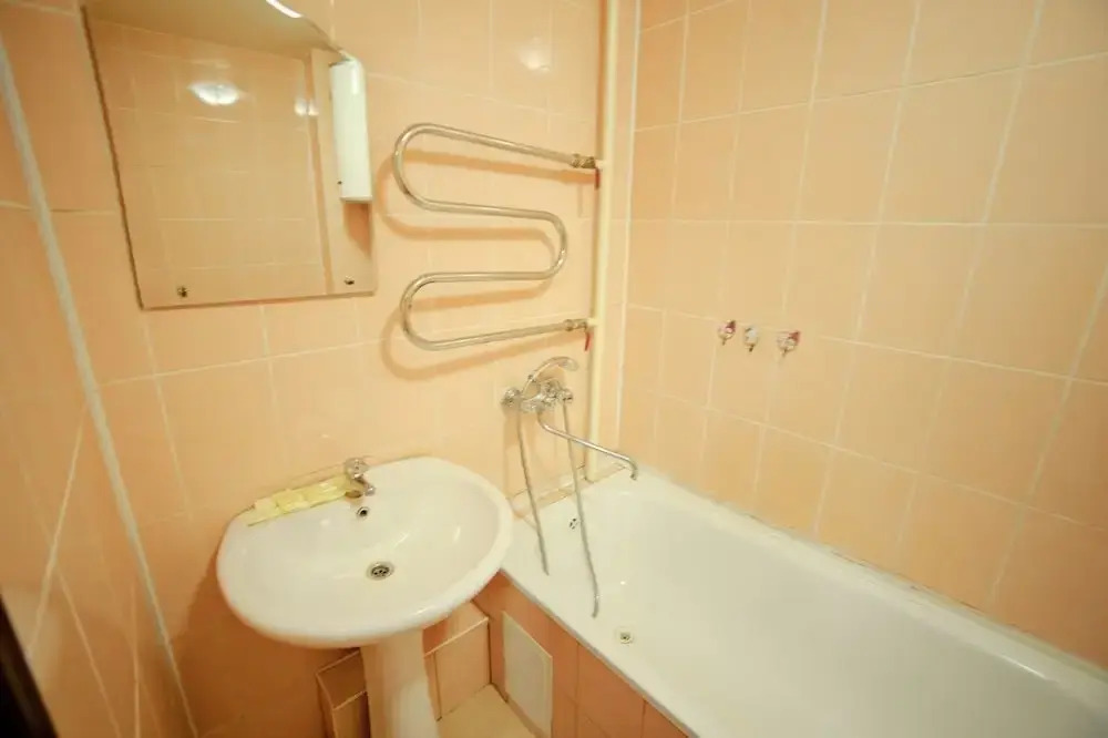 Apartment on Alliluyeva 12a-12