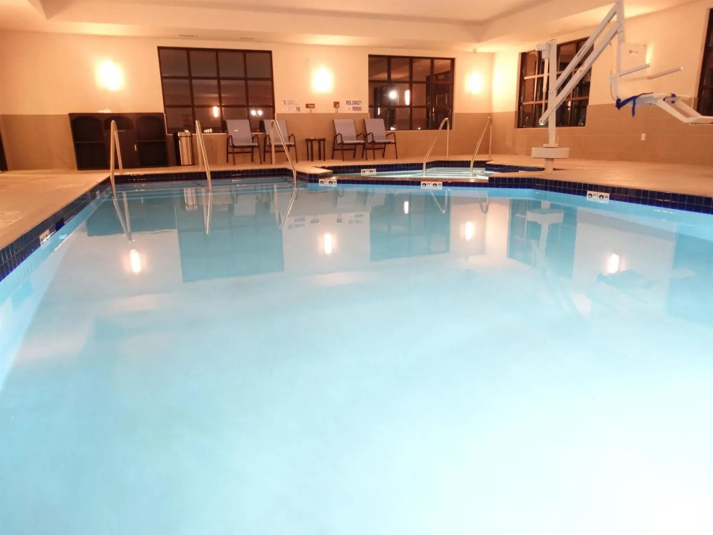 Best Western Plus New Richmond Inn & Suites