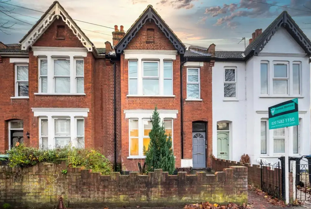 Graeme Road Enfield Town Apartments