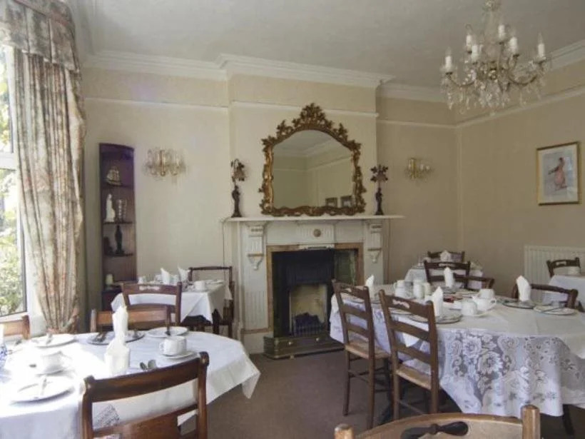 Virginia Lodge