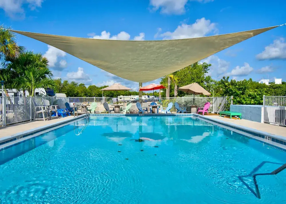 Aqua Lodge Rentals At Coconut Cay