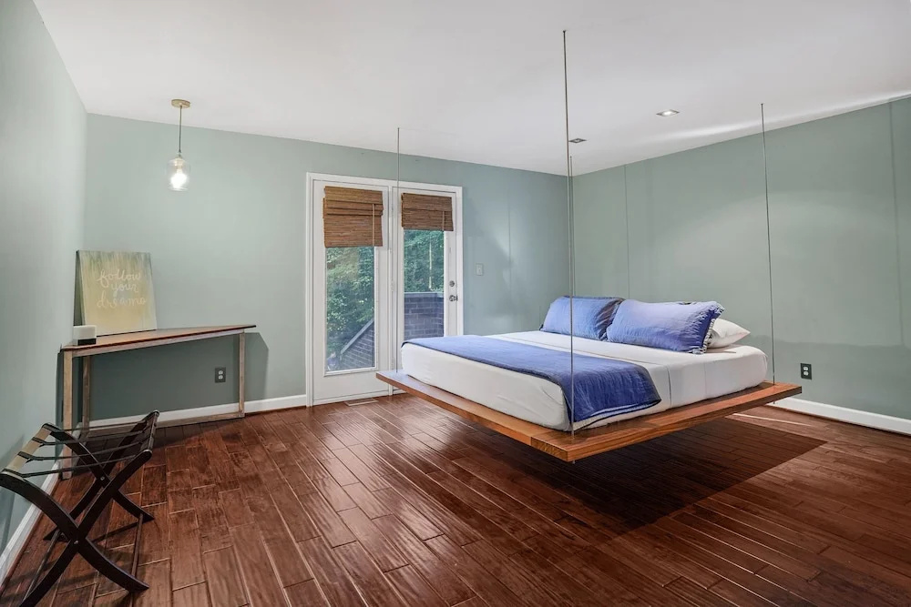 Luxurious Private Lakefront Paradise 5 Bedroom Home by RedAwning