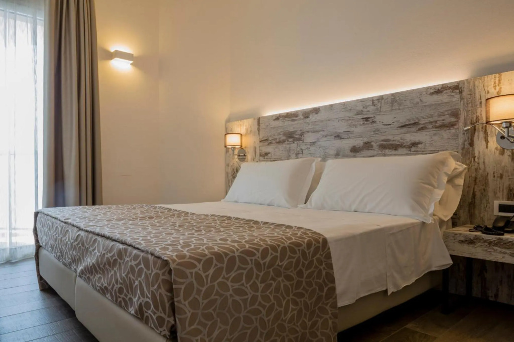 Hotel Ambassador