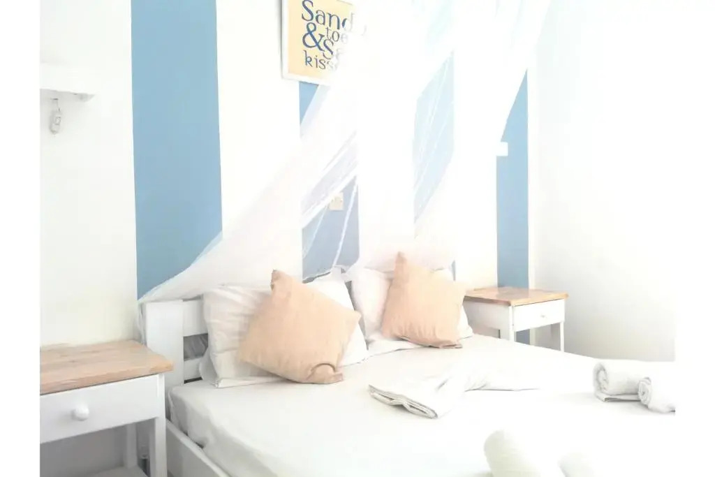Livadia Seaside Studios 11
