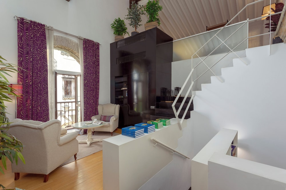 Exclusive House in Seville. Antonia Díaz