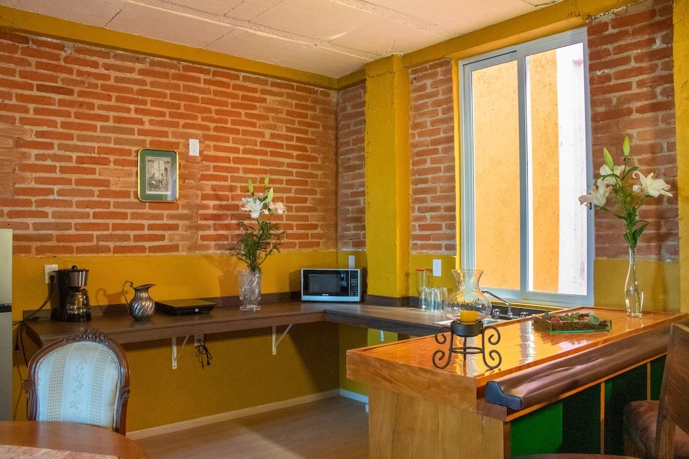 Antique Hotel