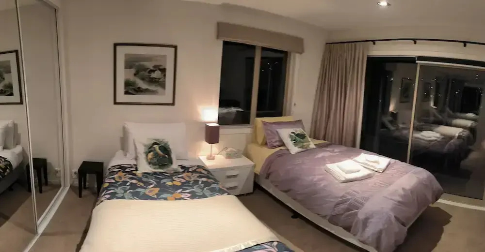 Birdsong Hideaway two-bedroom suite in Browns Bay