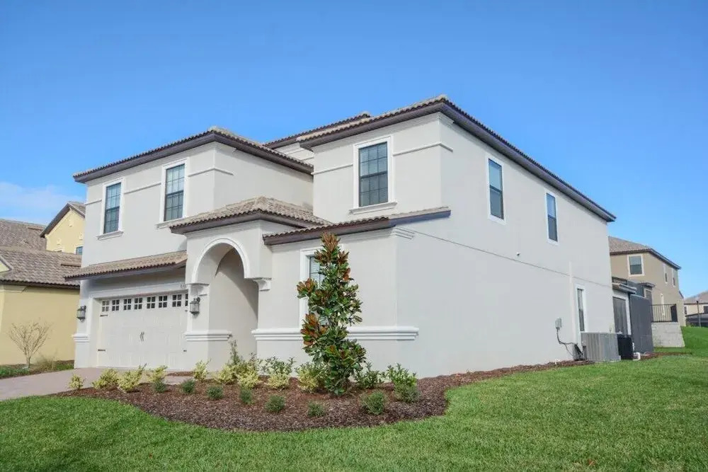 9153 Davenport - 8 Br Home