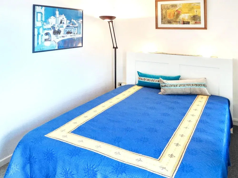 Apartment With 3 Bedrooms in St. Cyprien, With Wonderful sea View, Poo