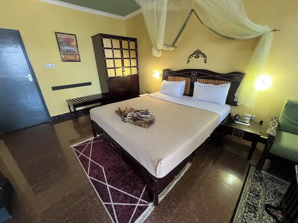 Rusty Rock Beach Resort & Spa