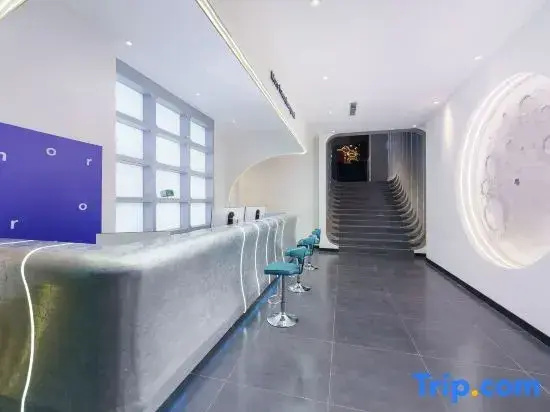 YOLO Youle E-sports Hotel (Wenguang Campus of Normal University)