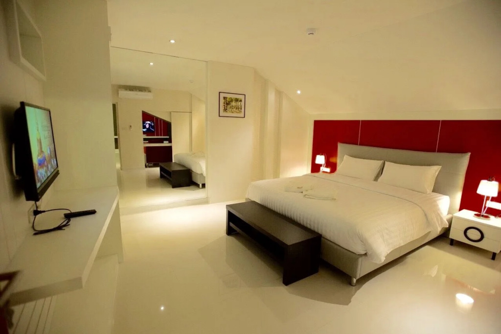 Fairtex Sports Club And Hotel