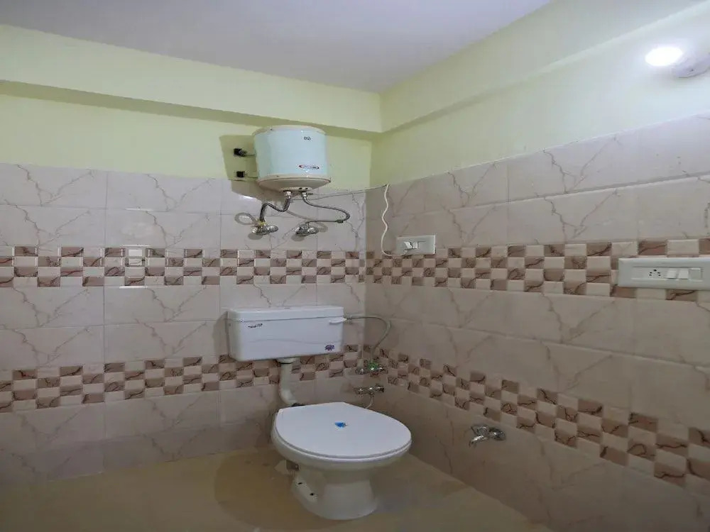 SPOT ON 48911 Sukhrali Residency
