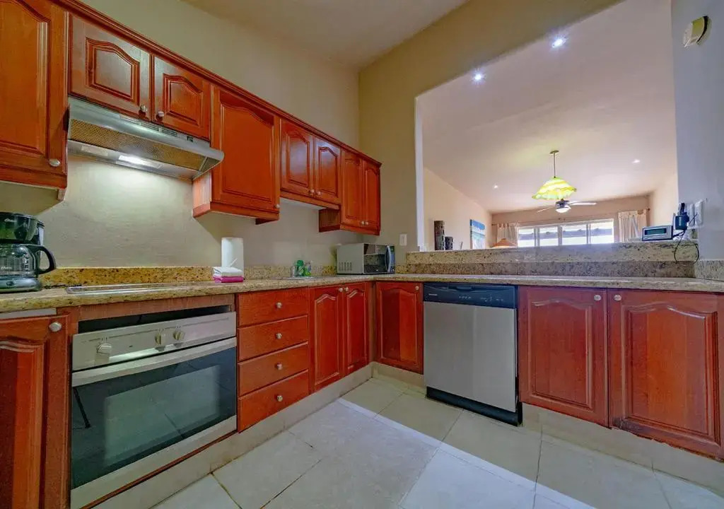 Condo Sol 6 - 3 Bedroom Condo Only 1 Block from Coco Beach - At Luna Maya Condos