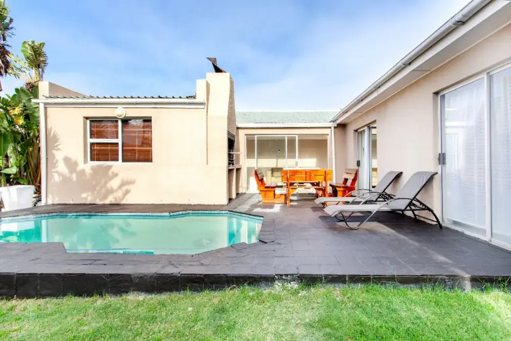 Villa West Beach