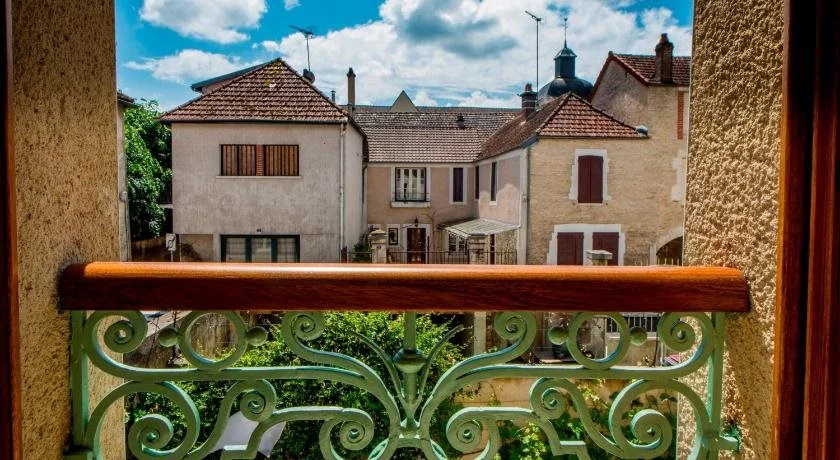Auprès du Château
