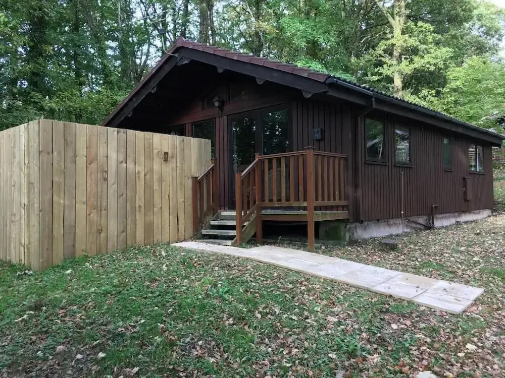 Snowdrop 9 Hot Tub-Woodlandlodges-Pembrokeshire