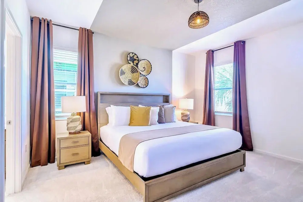Upstay - 18-guest Mansion w Pool, Games, Cinema