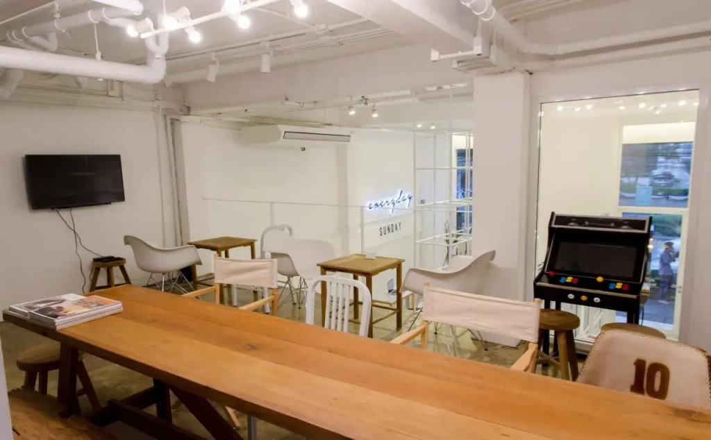 Everyday Sunday Social Hostel