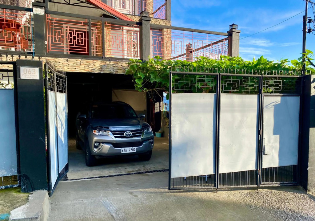 Vacation House in Baguio with Amazing Sunset Views