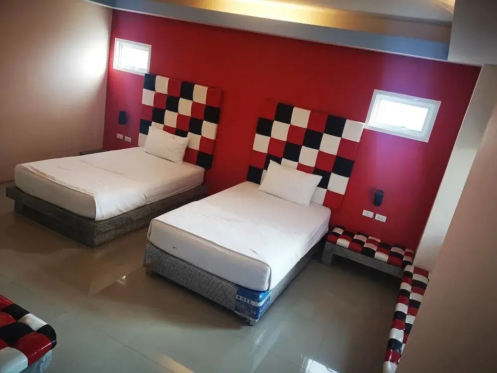 Suwannaphum Trang Resort