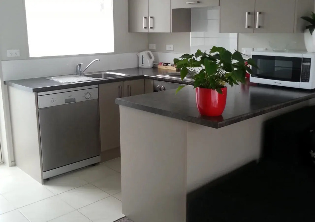 Avalon Court Accommodation