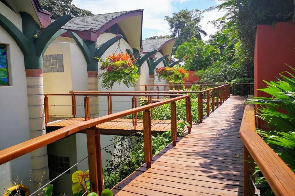 Si Como No Resort, Spa and Wildlife Refuge