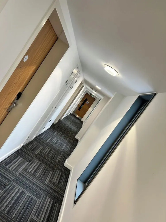 4 Bed Apartment @ Astor House by Pureserviced