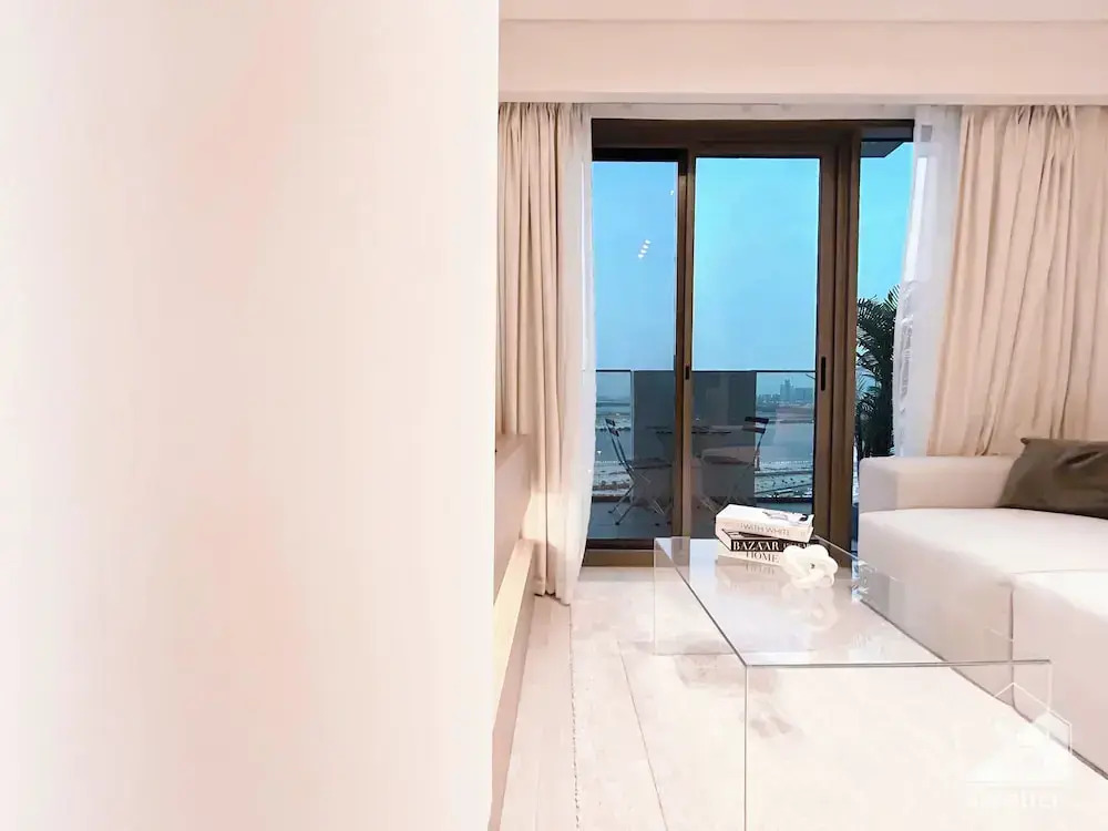 Gorgeous 1B Apt With Balcony in Azizi Fawad