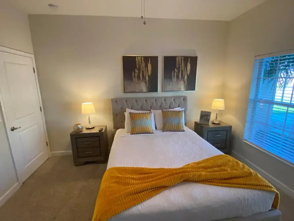 3074- Storey Lake Resort Disney Dream 4 Beds, Kissimmee, US