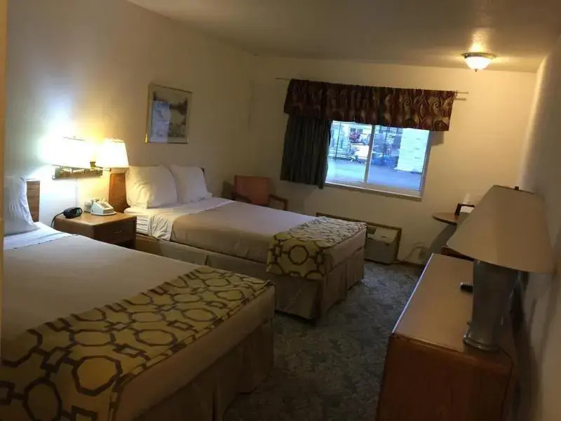 Baymont Inn & Suites ESCANABA