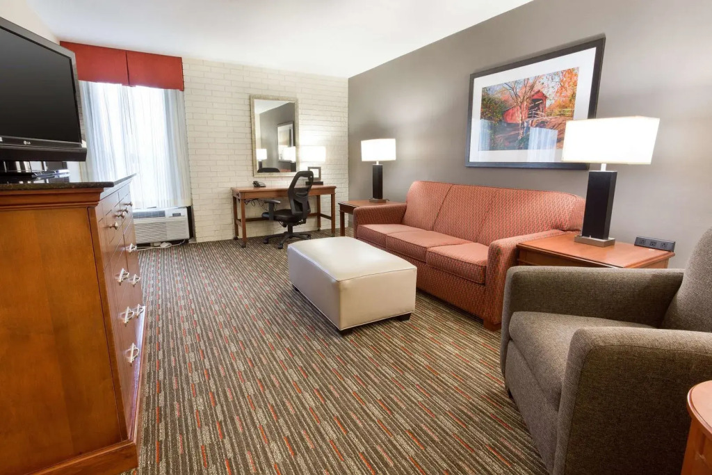 Drury Inn & Suites Joplin