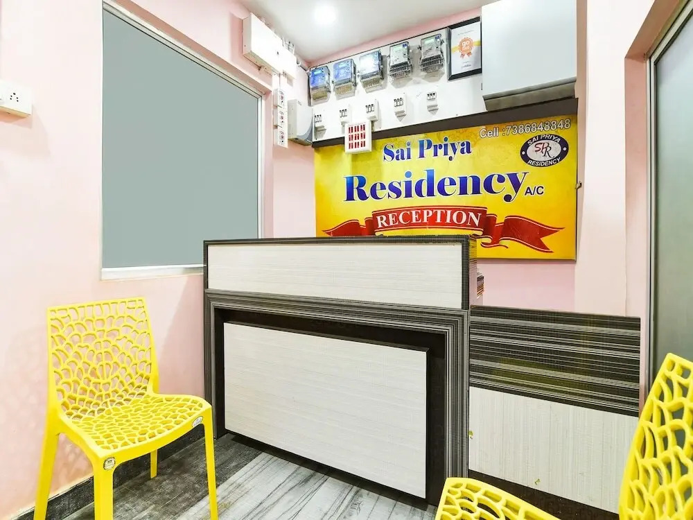 Sai Priya Residency by OYO Rooms