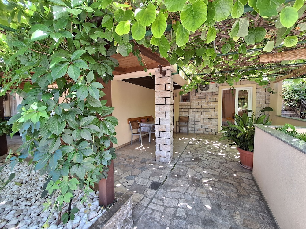 Apartments Dalia
