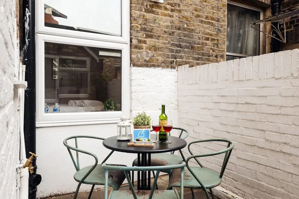 The Yeldham Road Gem - TL20