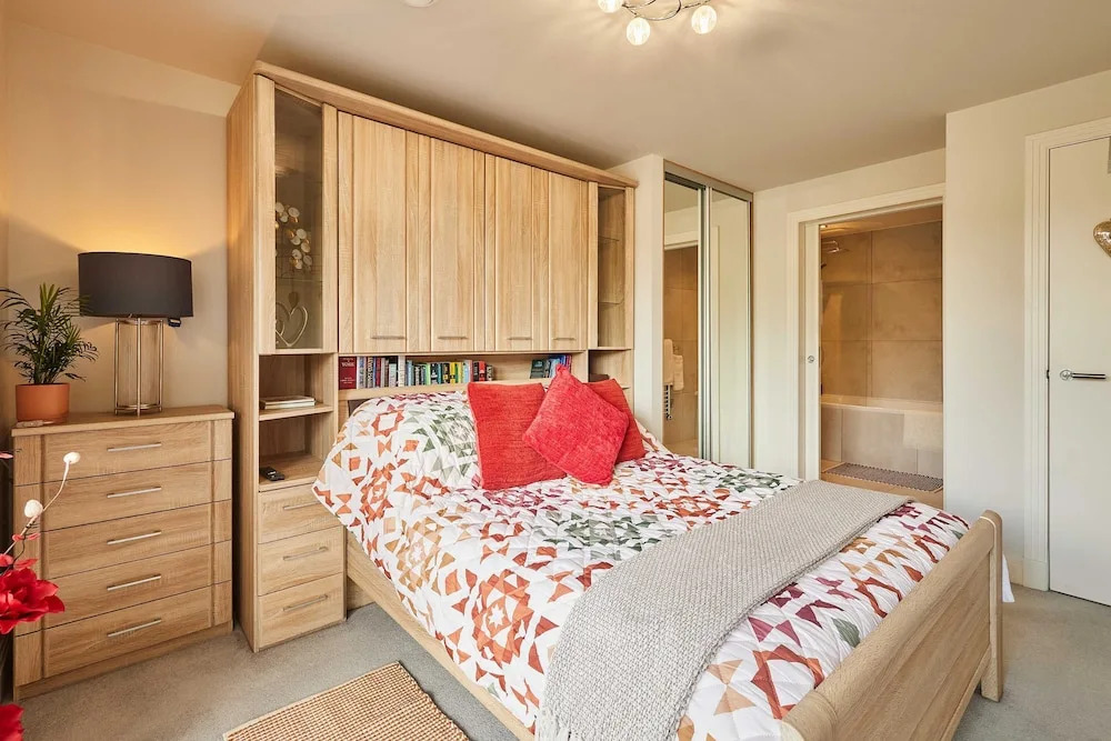 Host Stay Apartment 8