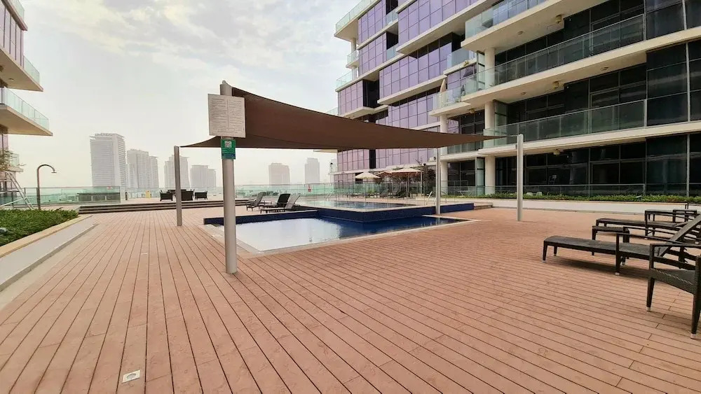 Marco Polo - Serene 1 BR APT amidst Golf Course with Gym & Pool