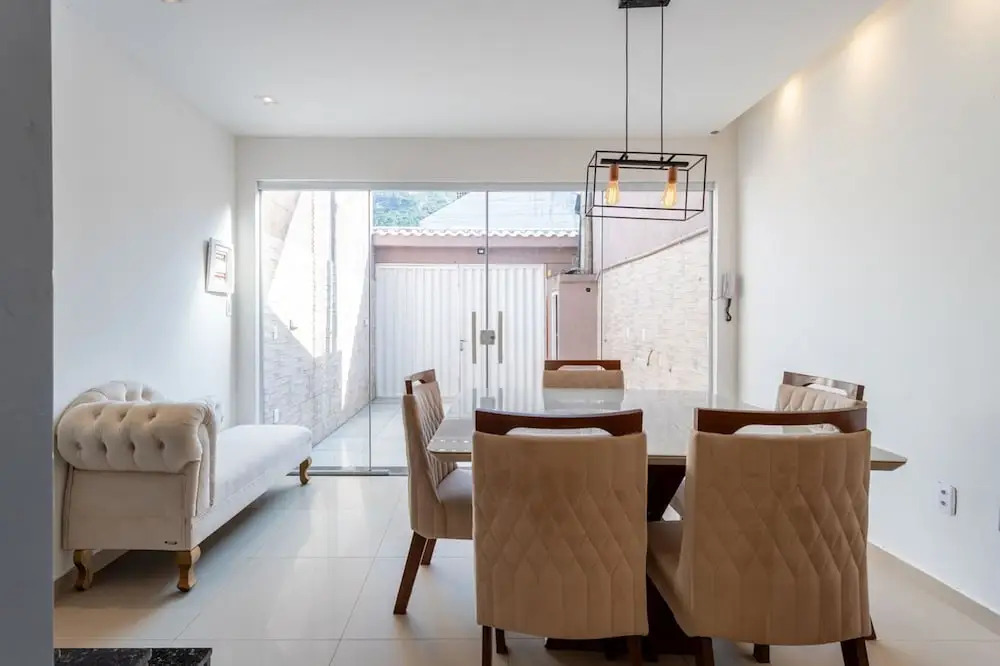 Casa Climatizada com Hidromassagem em Jacarepagu