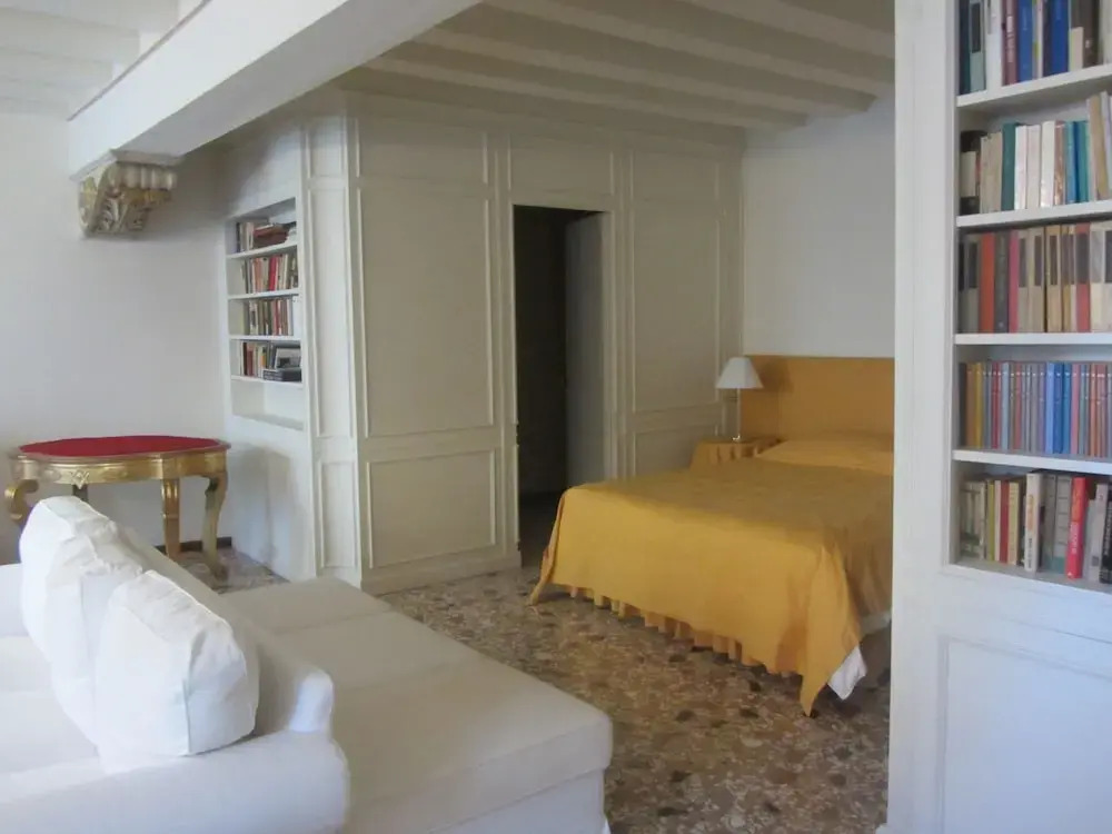 Palazzo Della Torre Room