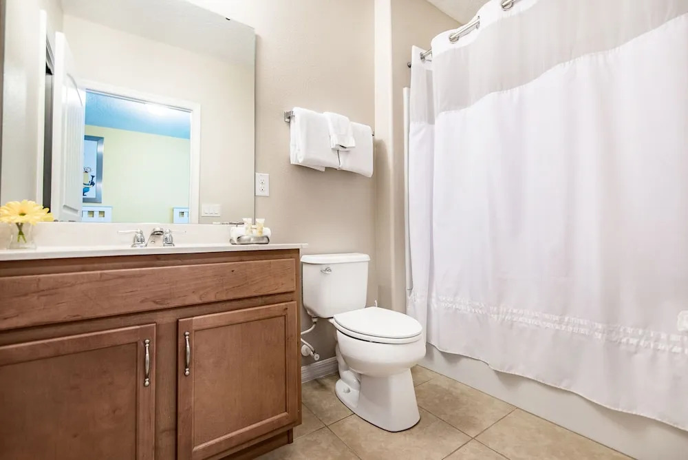 Pool Home, 11 mi to Disney! Free Water Park