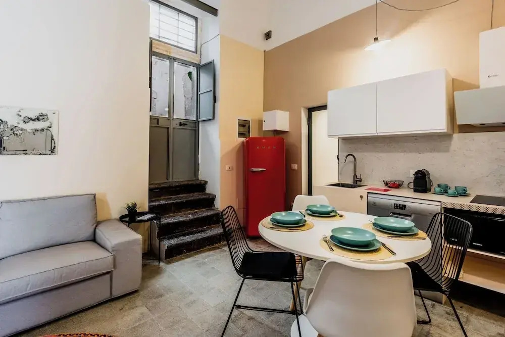 Noto Urban Chic Apartment