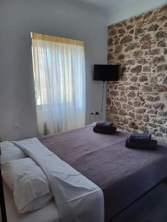 Poros Seaside Suite