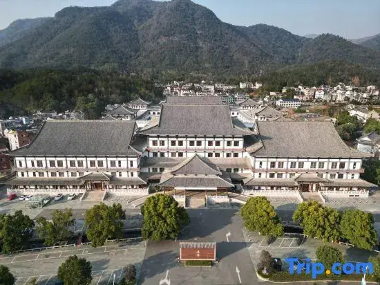 Tiantai Hot Spring Resort