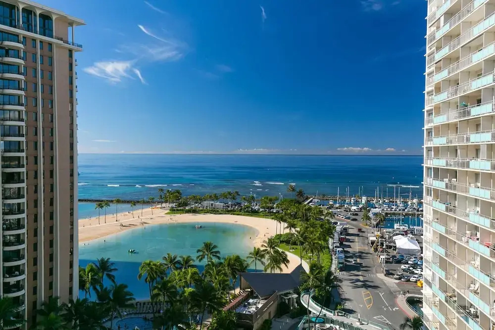 1777 Ala Moana Blvd-4 by RedAwning