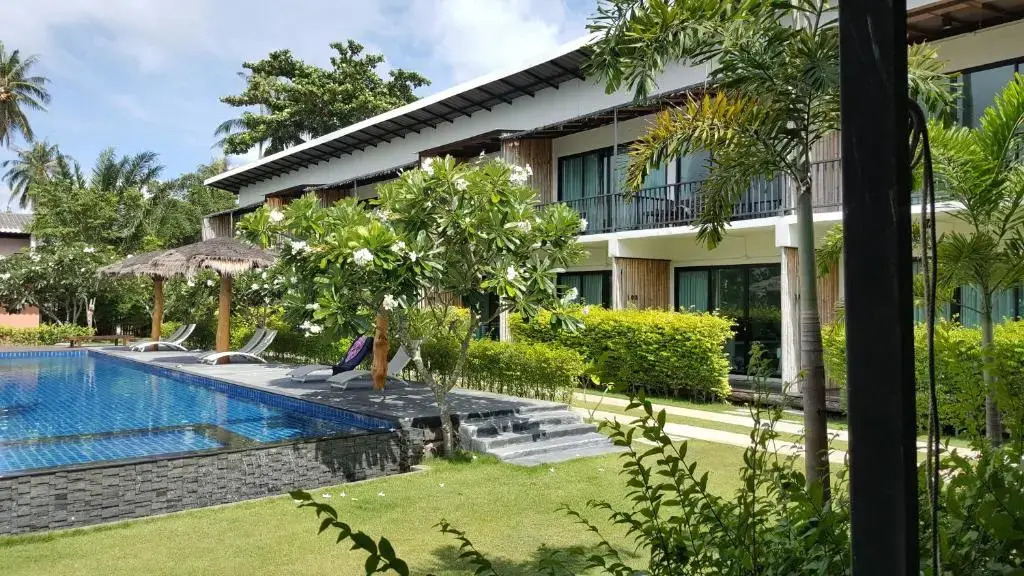 The Nidhra Boutique Resort