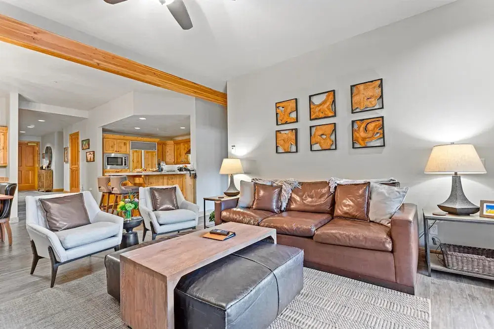 Trail's End Lodge at Deer Valley Resort - Two Bedroom Residence with Spa #404 2 Condo